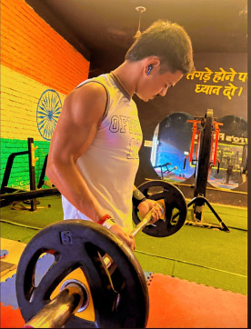 Ysv Sharma, 18, India