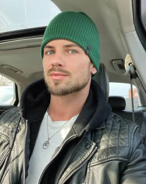 Alex, 30, Netherlands