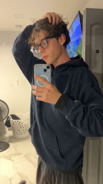 Zachary, 18, United States