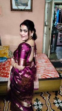 Nisha Singh, 30, India