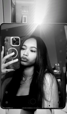 Mari, 18, United States