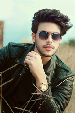 Rocky, 24, India