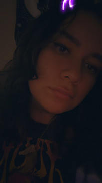 Shycutejassywolf, 24, United States