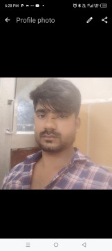 MOHD SHAKIB SAIFI, 18, India