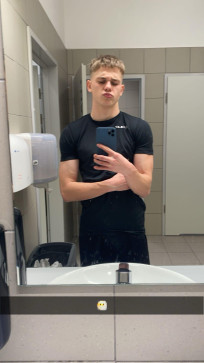 Ryanz, 18, United States