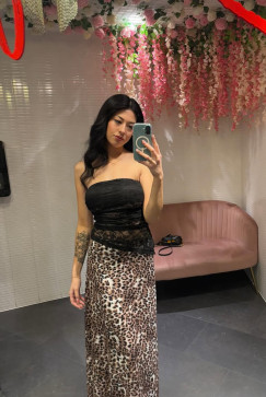 Yasmine, 19, Australia
