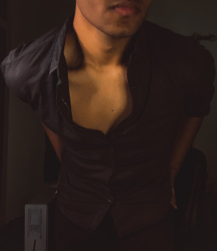 R, 23, India