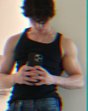 Master, 18, United States
