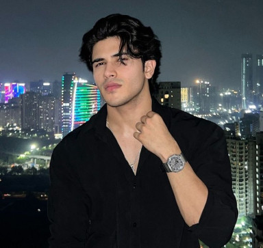 Ahaan, 21, India