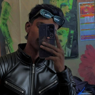 Jerry Zwj, 19, India