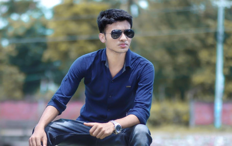 Nick, 19, India