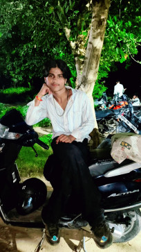 Wahid Khan, 20, India
