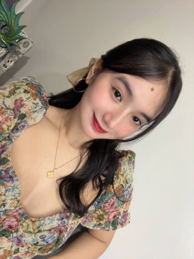 Jess, 30, Switzerland