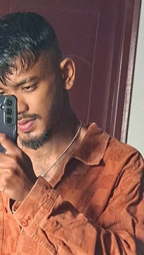 Ashpul Chakroboty, 23, India