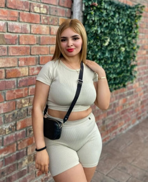 Cassidy, 22, United States