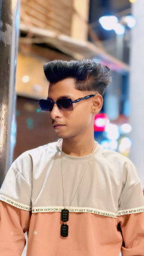 Damini Roy, 18, India