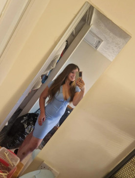 Lana, 23, United Kingdom