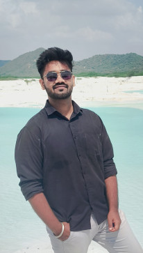 Yash, 22, India