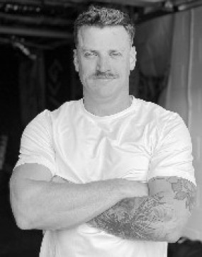 Tom, 37, United States