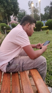 Muskan Jha, 18, India