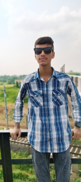 Faraj, 18, India