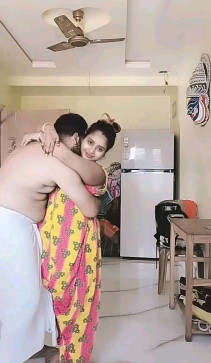 Lund, 26, India