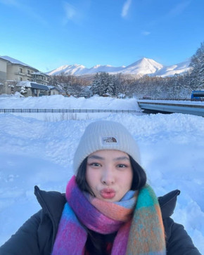 Kristine, 22, Sweden