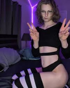 Alex, 19, United Kingdom