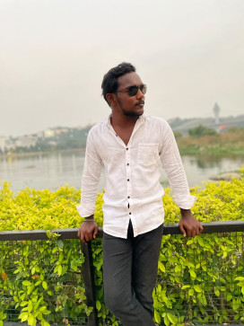 Raghu Goud, 21, India