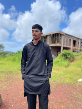 Anas Rakhange, 18, India