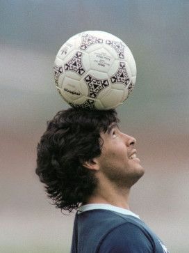 Maradona, 99