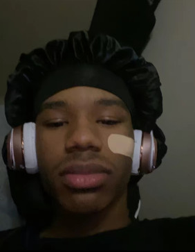 Addontele, 19, United States