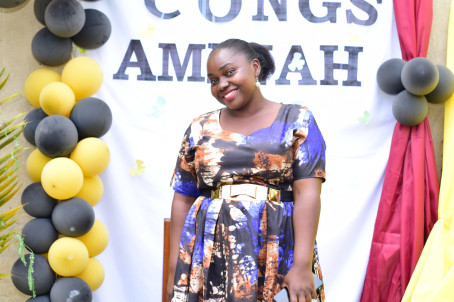 Hella, 30, Uganda
