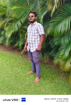 Liku, 22, India