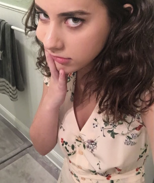 Leila, 18, United States