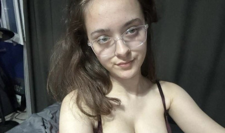 Helen, 20, Turkey