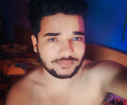 Sarang Malik, 25, India