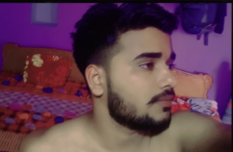 Sarang Malik, 25, India