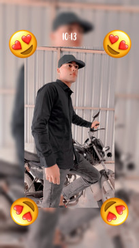 Anan Ansari, 19, India