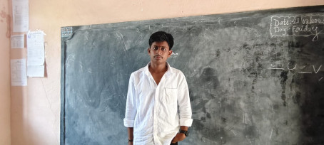 Arun, 20, India