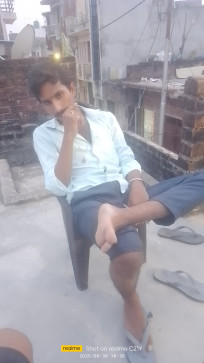 Arjo Tailor, 18, India
