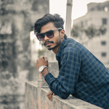 Shuvro, 22, Saudi Arabia