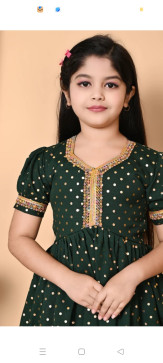Riya, 20, India