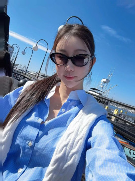 Amara, 39, United States