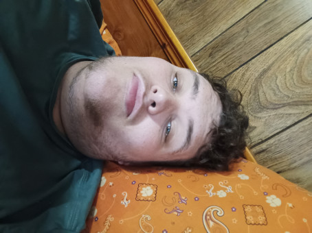 Isaac, 20, United States
