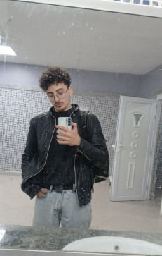 Leoc, 24, Algeria