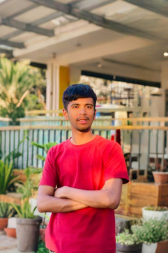 Parth Bagwade, 18, India