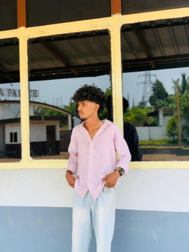 _Apz____, 21, India