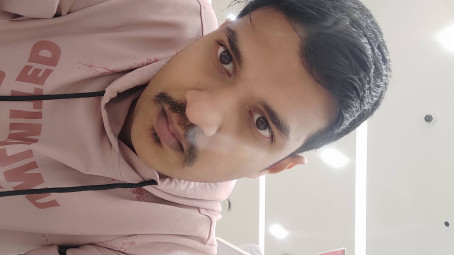 Nath, 29, United Arab Emirates