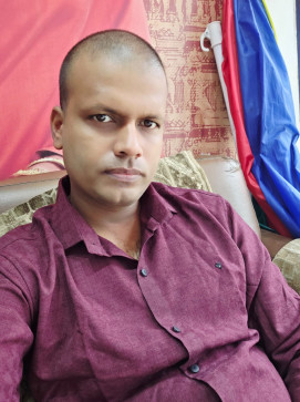 Raju Bhai, 19, India